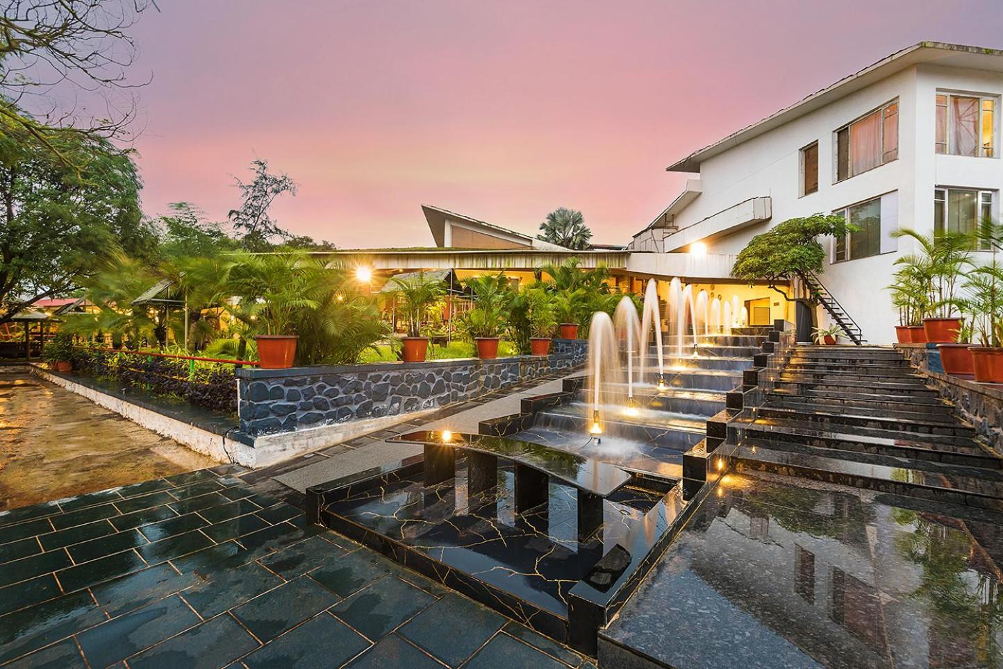 Manas Lifestyle Resort, Igatpuri Exterior foto