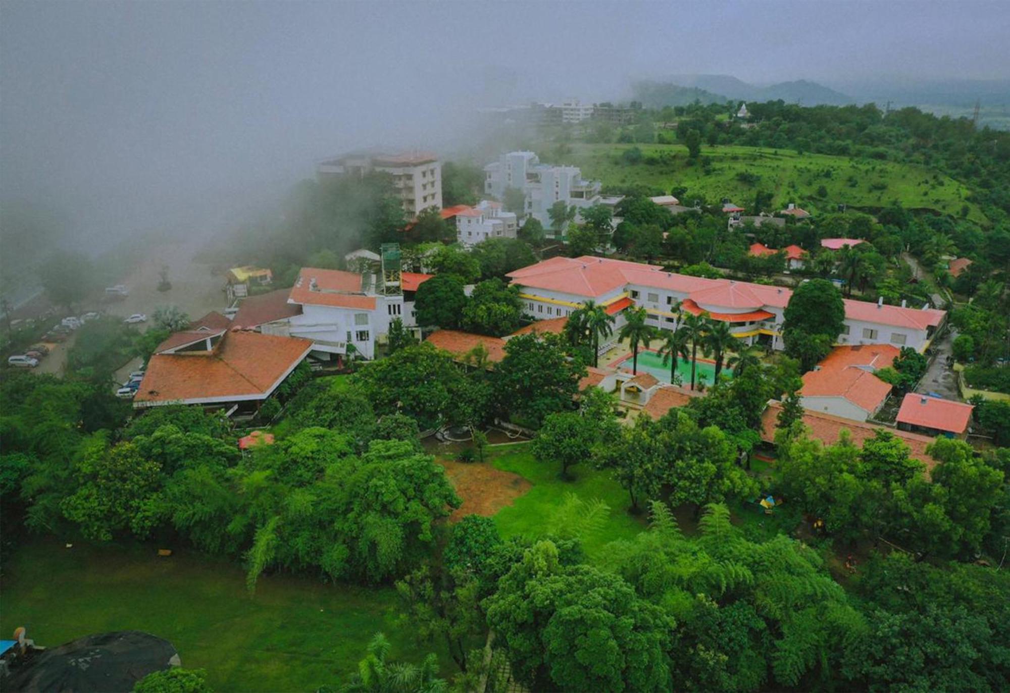 Manas Lifestyle Resort, Igatpuri Exterior foto